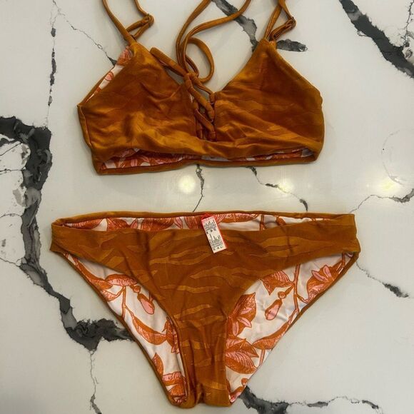 Maaji Rust Orange Bikini Set NWOT SMALL